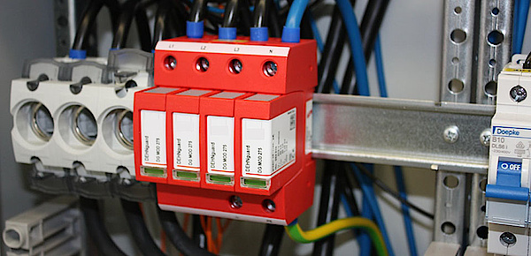 Über­spannungs­schutz bei Polster Elektrotechnik in Möhrendorf